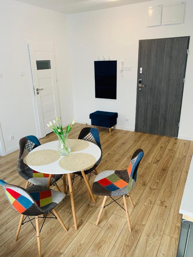 Apartament Walczaka 15 Miejsce Parkingowe 고르주프비엘코폴스키 외부 사진